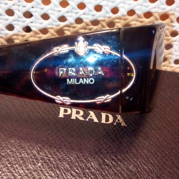 Prada Sunglasses - Picture 4 of 11